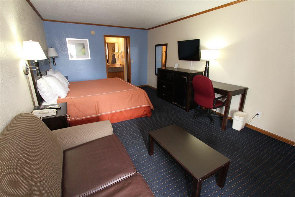 Days Inn Kansas City-Worlds Of Fun Zewnętrze zdjęcie
